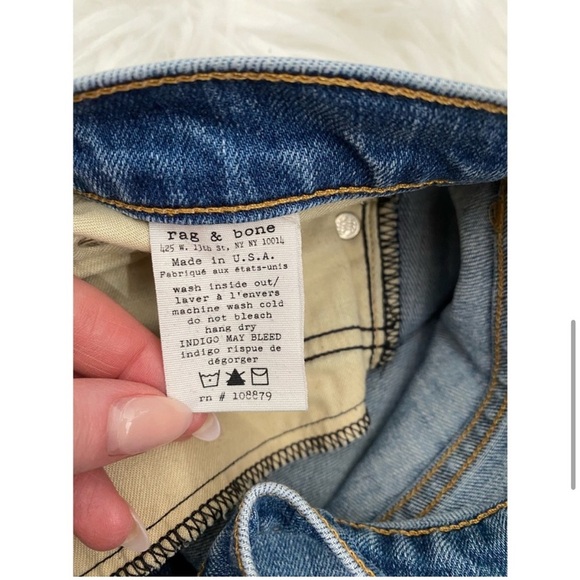 Rag & Bone Dark Blue Ankle Jeans like new! - Picture 2 of 3